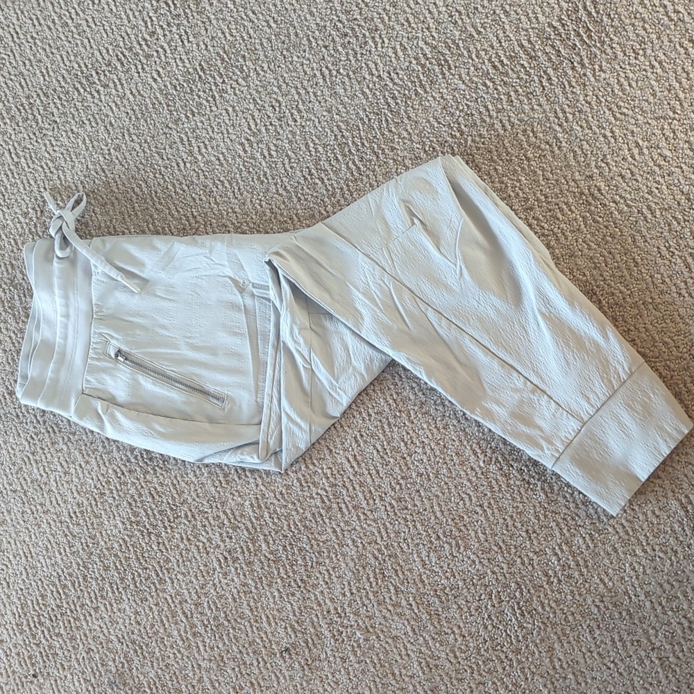 Athleta Trekkie North Jogger, size 6